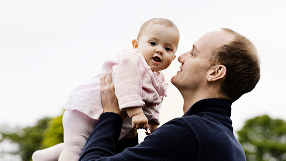 ストーマ ケアと幼児のパウチ交換